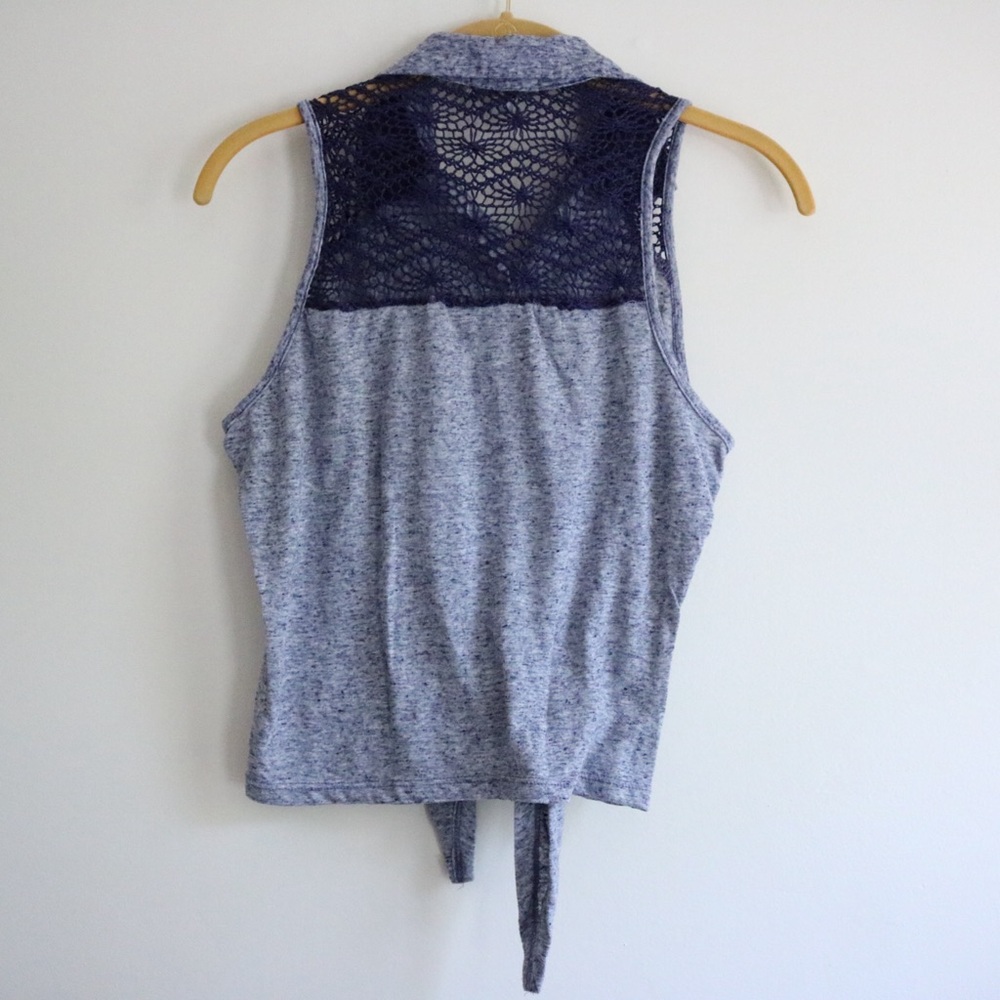Charlotte Russe Blue Sleeveless Buttoned Tie Up Tank - Picture 4 of 7